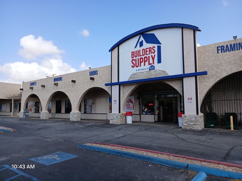 Primary Photo Of 66550 Pierson Blvd, Desert Hot Springs General Retail For Sale