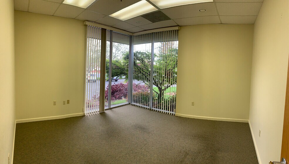 More Photos Of 6000 Fairway Dr, Rocklin Medical For Sale