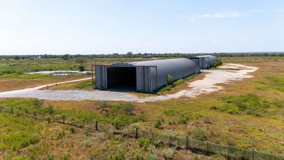 More Photos Of 992 FM 81, Goliad Warehouse For Sale