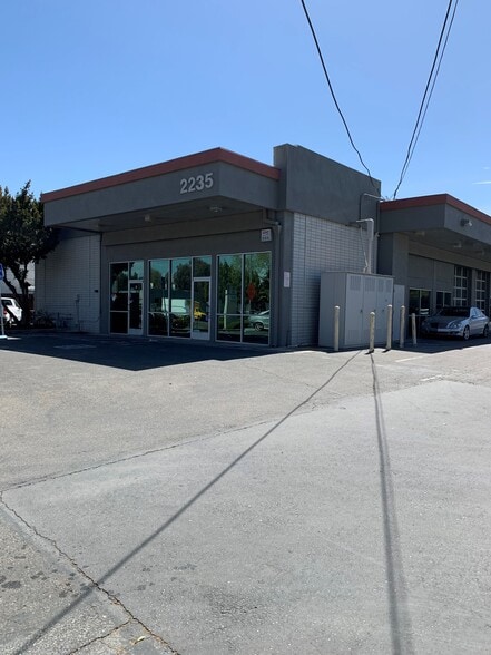 Primary Photo Of 2239 Old Middlefield Way, Mountain View Unknown For Lease