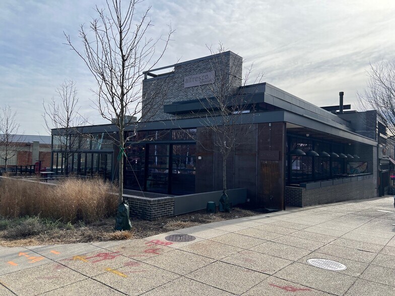 More Photos Of 2009 18th St NW, Washington Restaurant For Lease