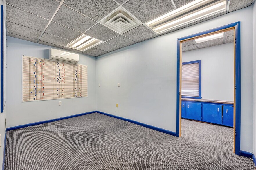 More Photos Of 203 Hershinger Rd, Coraopolis Office For Sale