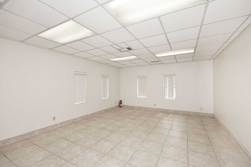 More Photos Of 5230 N 16th St, Phoenix Office For Sale