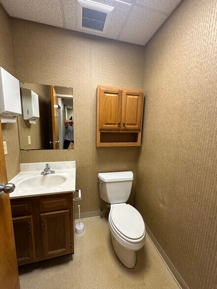 More Photos Of 200 Professional Park Dr SE, Blacksburg Medical For Lease