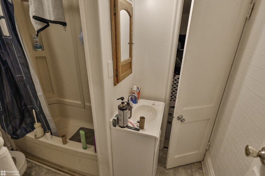 More Photos Of 1037 W Turner St, Allentown Multifamily For Sale