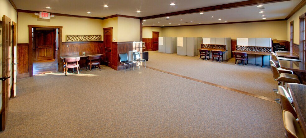 More Photos Of 60 N Gate Station Dr, Marble Hill Unknown For Lease