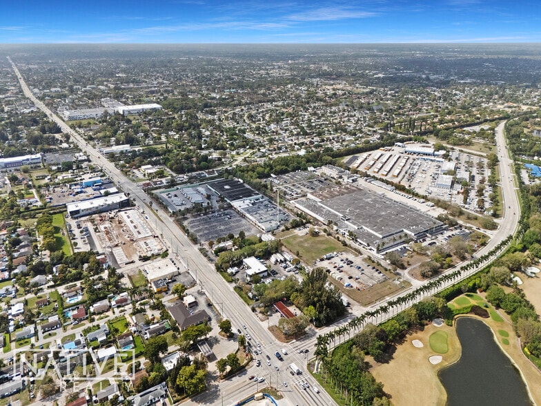 More Photos Of 839 S Congress Ave, Palm Springs Freestanding For Sale