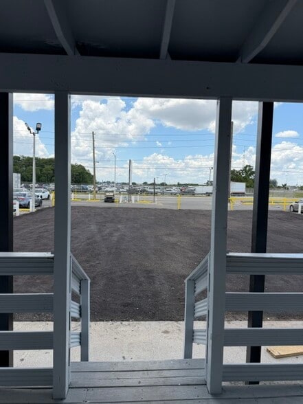 More Photos Of 1505 W Landstreet Rd, Orlando Auto Dealership For Lease