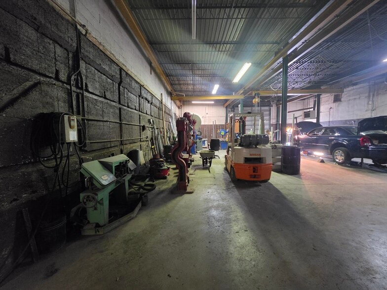 More Photos Of 220 Madison st, Webb City Industrial For Sale