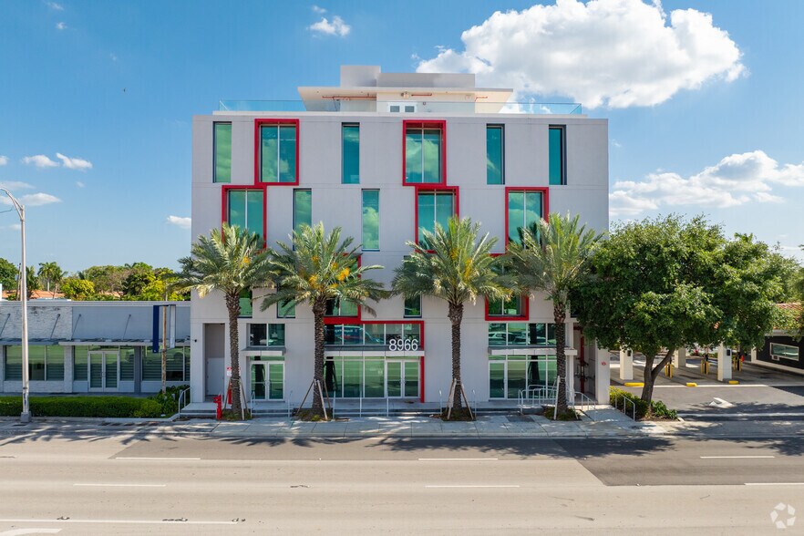 More Photos Of 8966 SW 40th St, Miami Medical For Sale