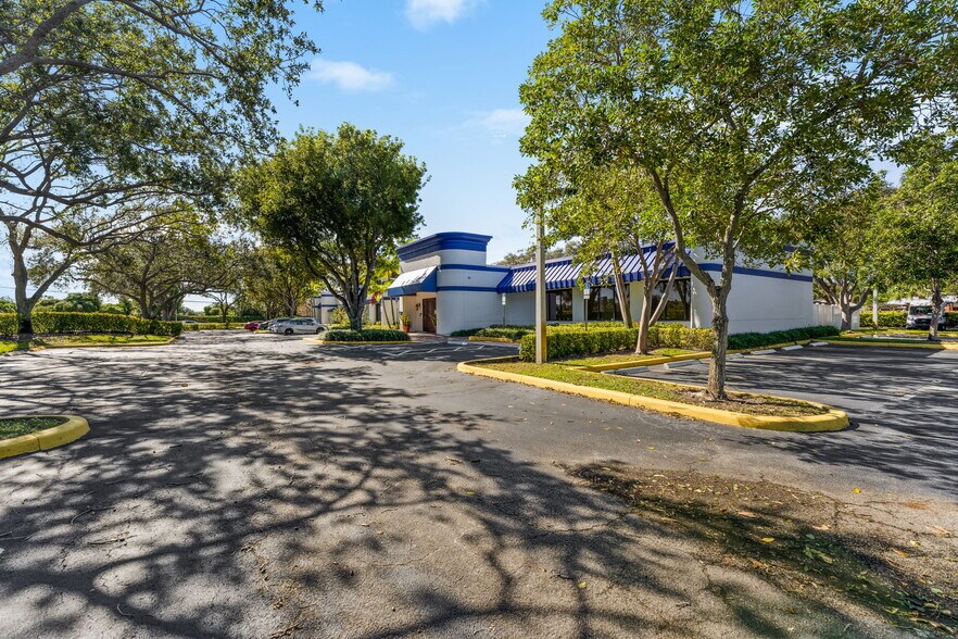 More Photos Of 3945 W Atlantic Ave, Delray Beach Office For Lease