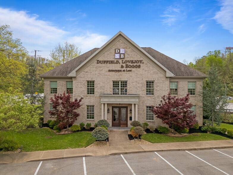 Primary Photo Of 3139 16th Street Rd, Huntington Medical For Sale