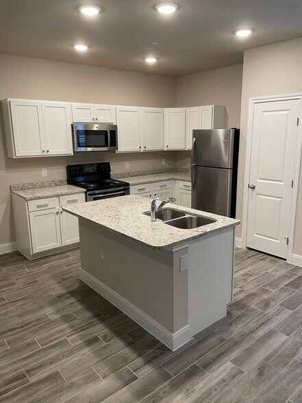 More Photos Of 13109 Reid Mdws, San Antonio Apartments For Sale