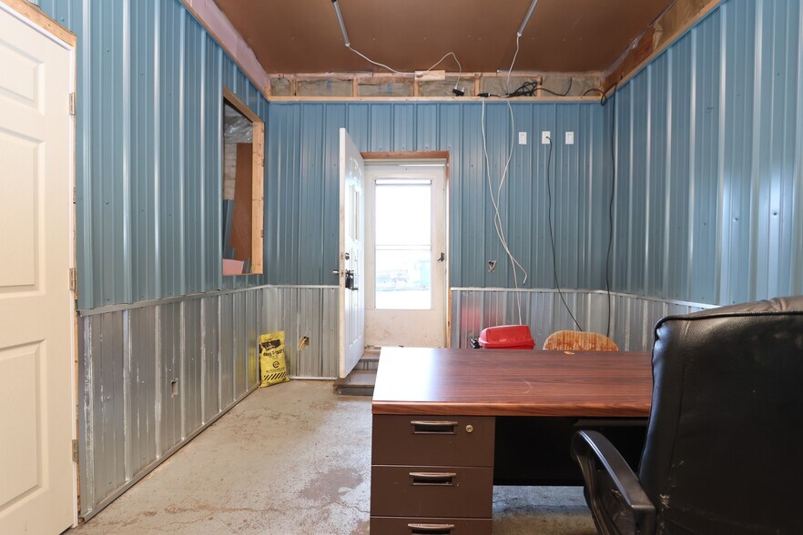 More Photos Of 322 N Sandusky Ave, Bucyrus Industrial For Sale