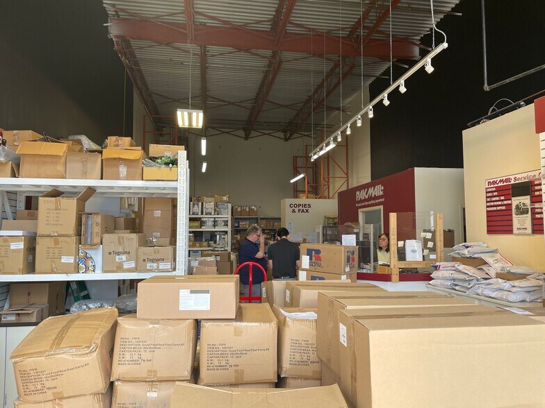 More Photos Of 19889 96th Ave, Langley Warehouse For Lease