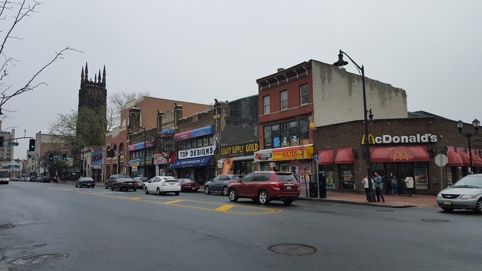 More Photos Of 47 Broad St, Elizabeth Storefront For Sale