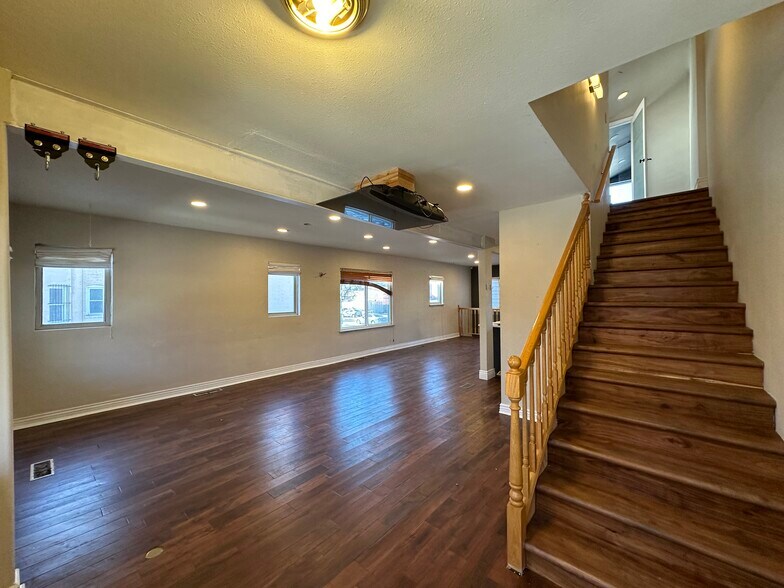 More Photos Of 1735-1737 Franklin Street, Denver Apartments For Sale