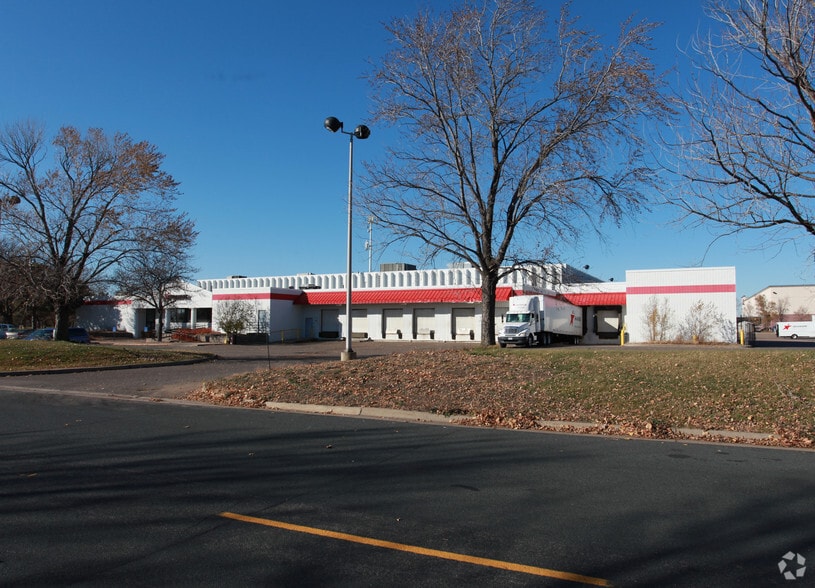 More Photos Of 5330 NE Industrial Blvd, Minneapolis Manufacturing For Sale