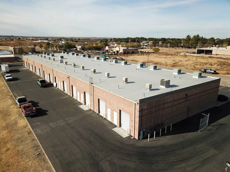 More Photos Of 5312 Rio Bravo Rd, Santa Teresa Showroom For Lease