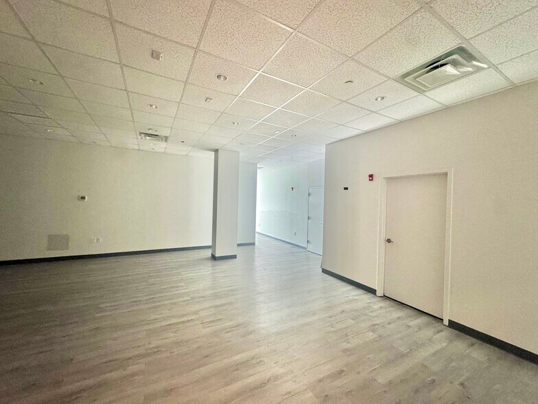More Photos Of 251-73 Jericho Tpke, Bellerose Office For Sale