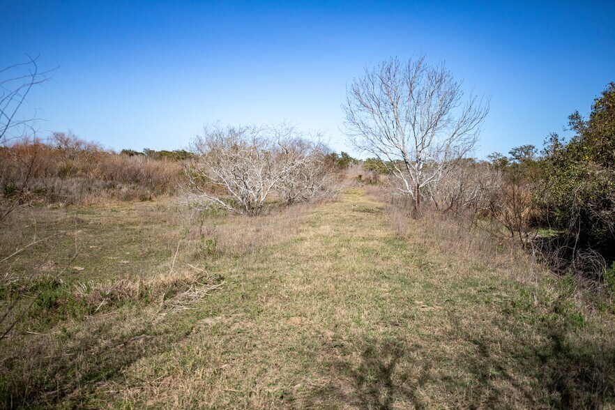 More Photos Of 6498 Highway 35 North, Rockport Land For Sale