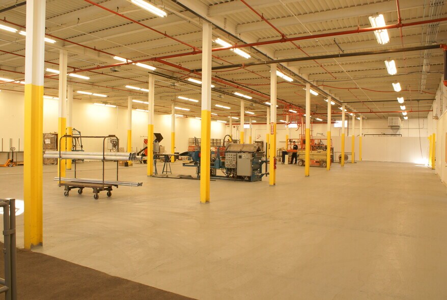 More Photos Of 83-139 Distribution Way, Plattsburgh Warehouse For Lease