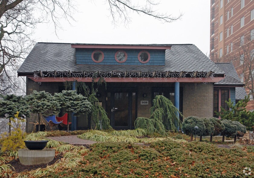 More Photos Of 2150 Alpine Pl, Cincinnati Office Residential For Lease