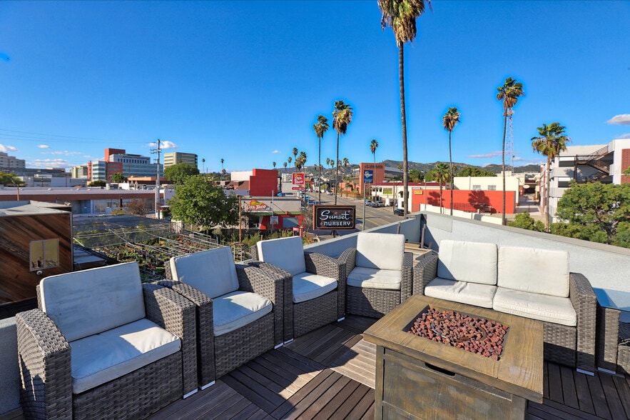 More Photos Of 4360 W Sunset Blvd, Los Angeles Storefront Retail Office For Sale