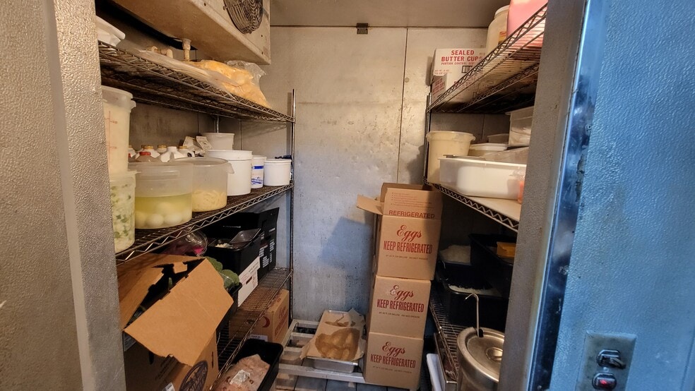 More Photos Of 20804 Plymouth Rd, Detroit Restaurant For Sale