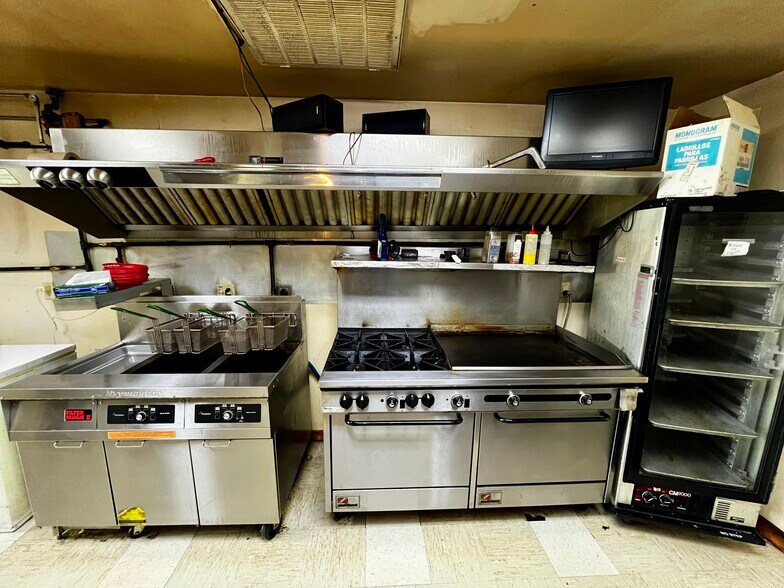 More Photos Of 55698 898 Rd, Saint Helena General Retail For Sale