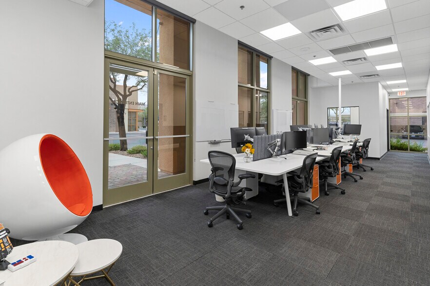 More Photos Of 6153 S Rainbow Blvd, Las Vegas Office For Sale