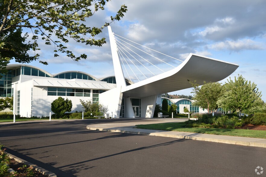 More Photos Of 1000 Royal Caribbean Way, Springfield Office For Sale