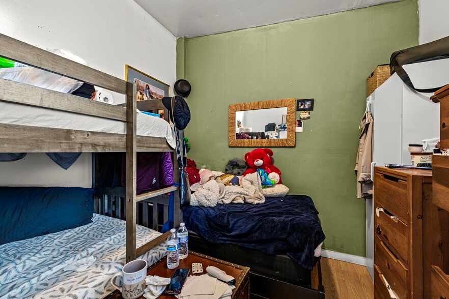 More Photos Of 1048-1050 Oak St, San Francisco Apartments For Sale