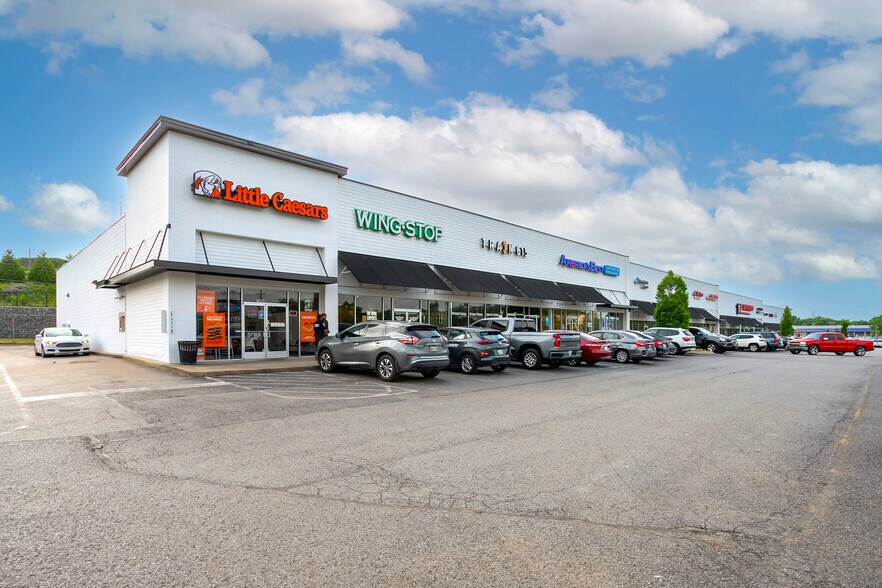 More Photos Of 7050-7088 Charlotte Pike, Nashville Unknown For Lease