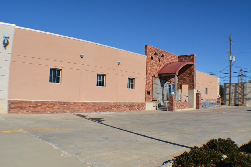 Primary Photo Of 1415 Buddy Holly Ave, Lubbock Office For Lease