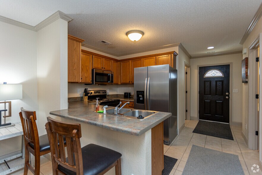 More Photos Of 3300 Boones Creek Village Ct, Jonesborough Apartments For Sale