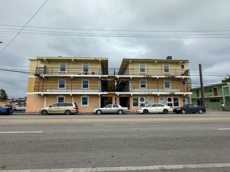 More Photos Of 733 Dr Martin Luther King Jr Blvd W, Belle Glade Apartments For Sale