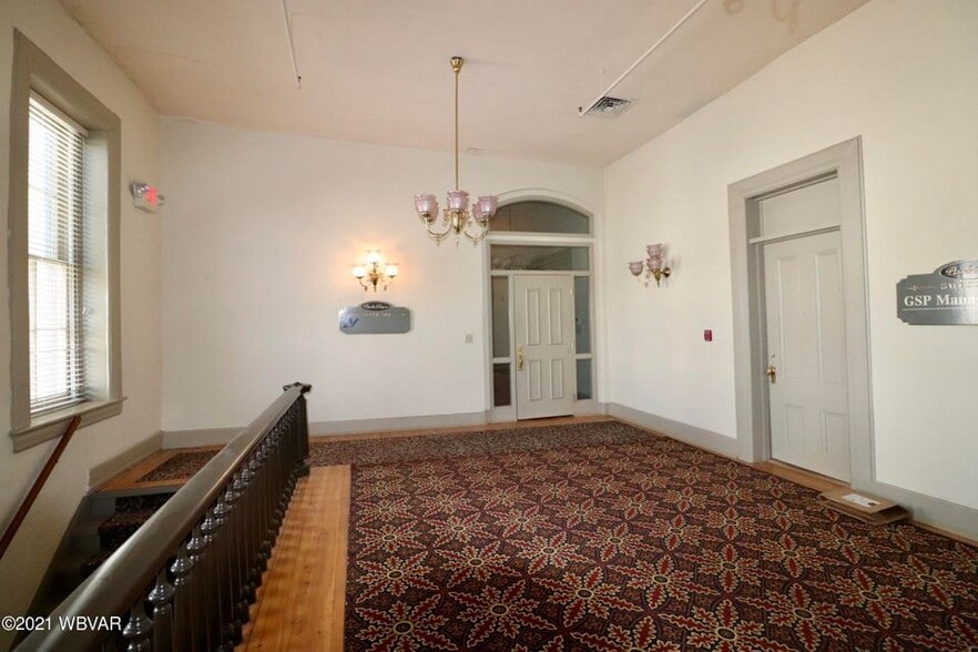 More Photos Of 800 W 4th St, Williamsport Medical For Lease