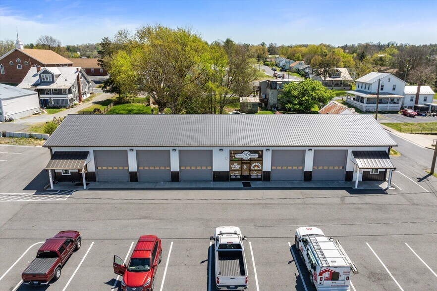 Primary Photo Of 171 N Central St, Broadway Flex For Sale