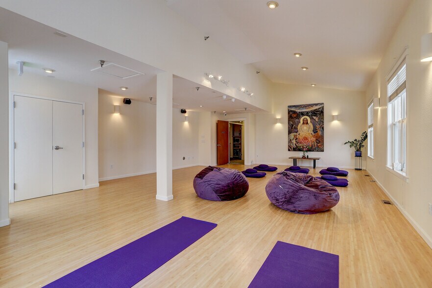 More Photos Of 7102 La Vista Pl, Niwot Medical For Sale