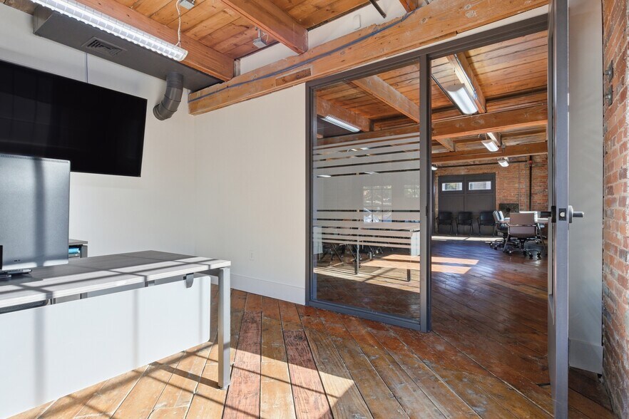 More Photos Of 508 Rhett St, Greenville Office For Lease