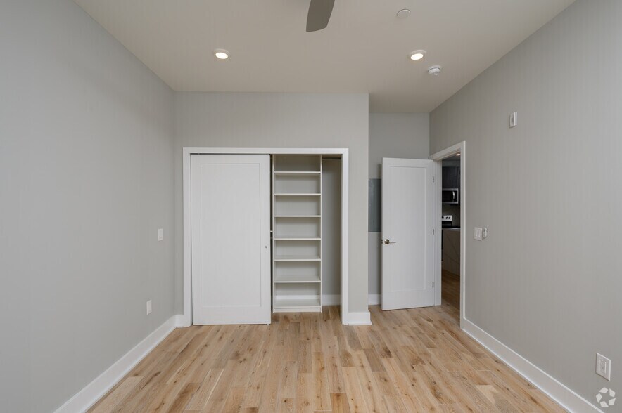 More Photos Of 1000-1038 W Girard Ave, Philadelphia Apartments For Lease