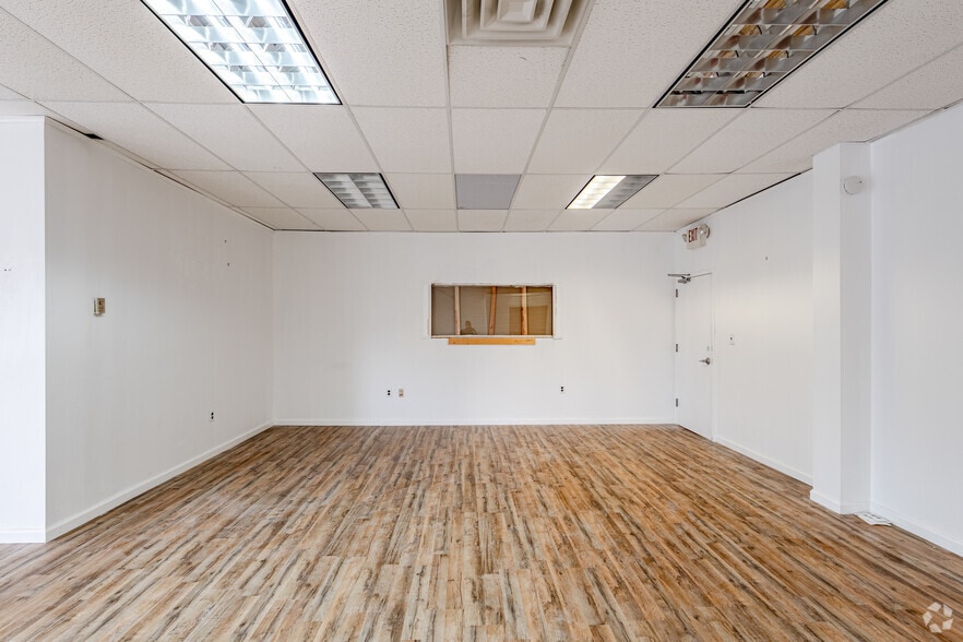 More Photos Of 1767 Morris Ave, Union Township Medical For Lease