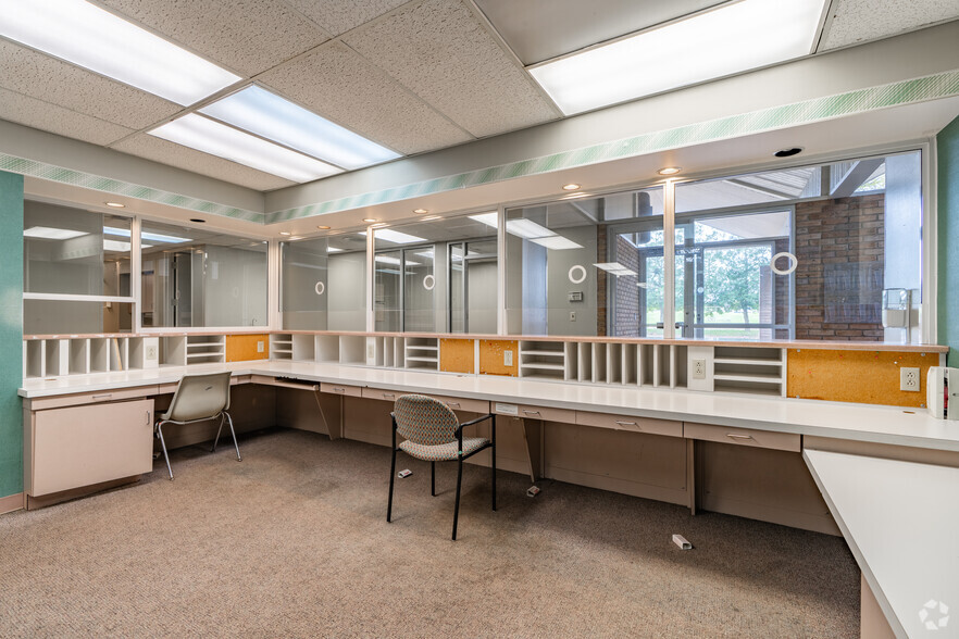 More Photos Of 1312 Bishop St, Union City Medical For Sale