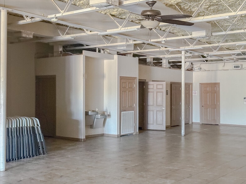 More Photos Of 1004 E 6th St, Alice Healthcare For Sale