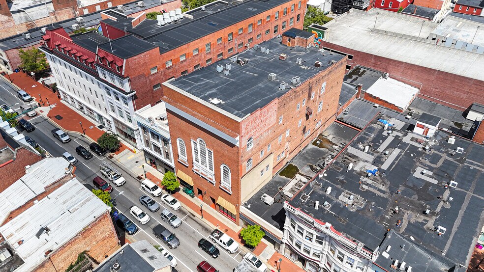 More Photos Of 18-20 W Washington St, Hagerstown Office For Lease