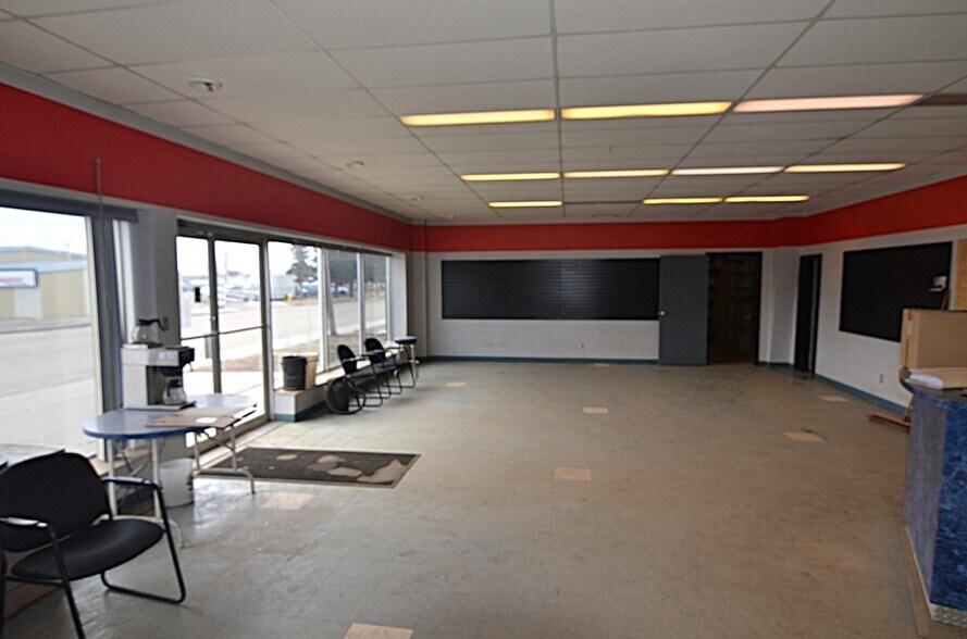 More Photos Of 5018 52 Ave, Tofield Warehouse For Sale