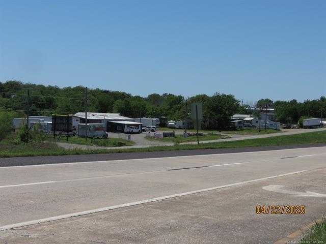More Photos Of 1651 Westside Rd, Mcalester Industrial For Sale