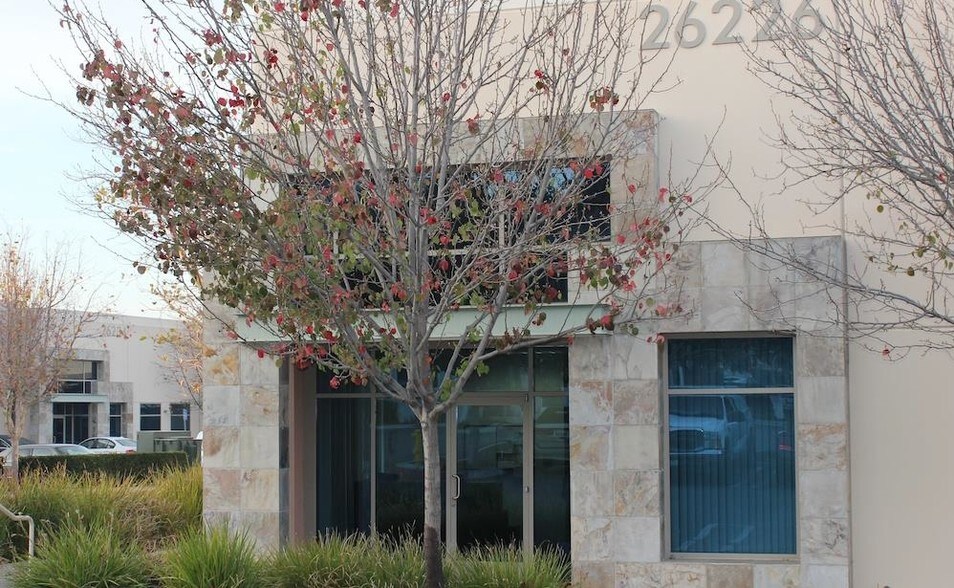 More Photos Of 26226 Enterprise Ct, Lake Forest Warehouse For Lease