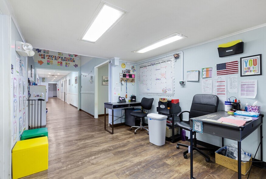 More Photos Of 1003 Wyoming Ave, Forty Fort Medical For Sale